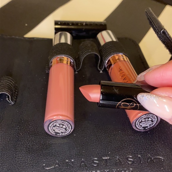 NWOB Sephora: Anastasia beverly hills lipstick trio with clutch - Picture 4 of 4